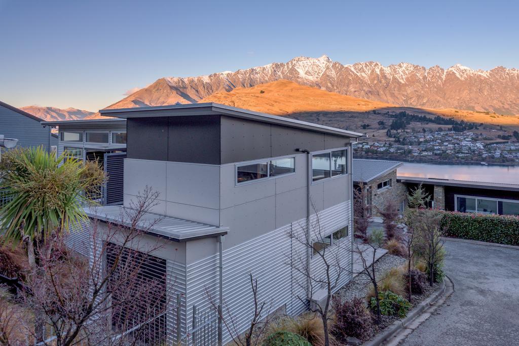 Mountain Vista Villa Queenstown Exterior photo